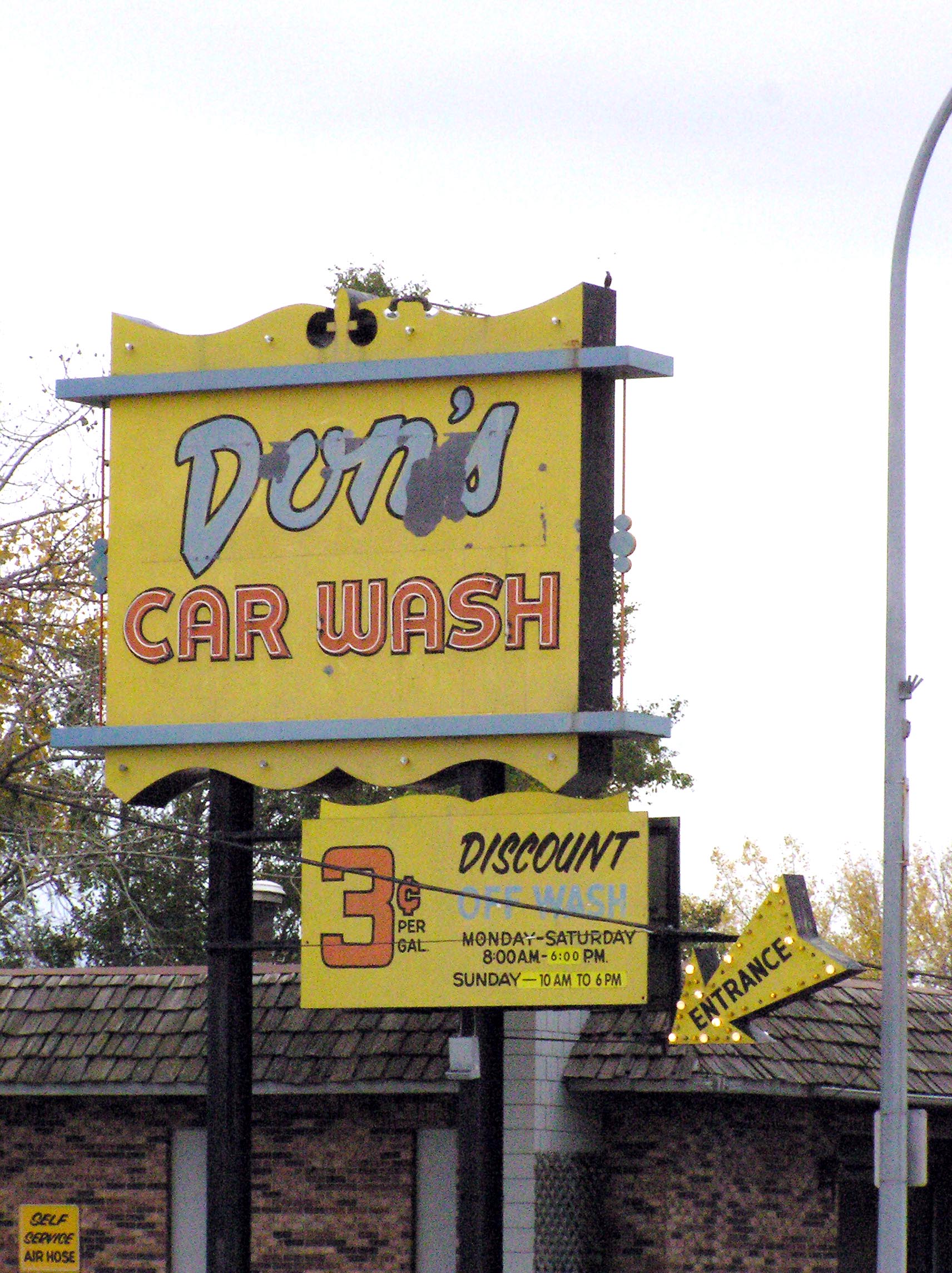 FileDon's Car Wash, Moorhead MN.JPG The Infomercantile